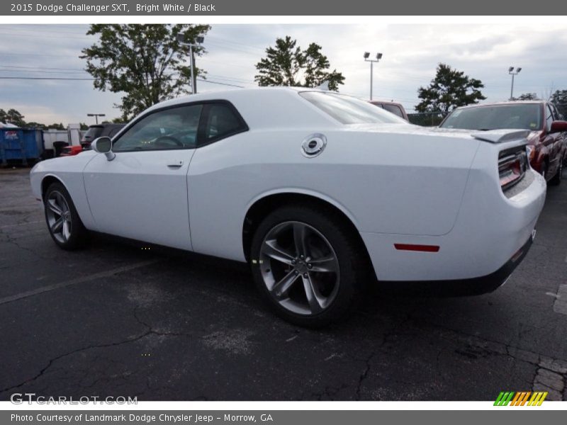 Bright White / Black 2015 Dodge Challenger SXT