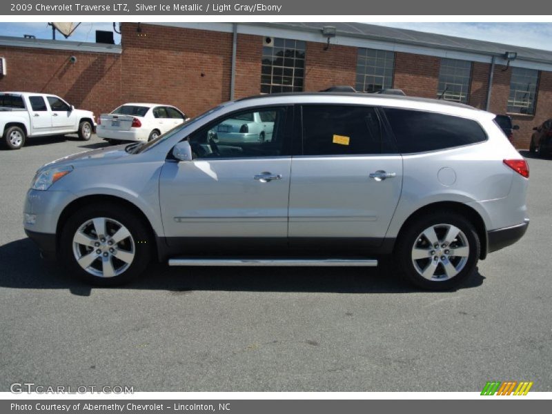 Silver Ice Metallic / Light Gray/Ebony 2009 Chevrolet Traverse LTZ