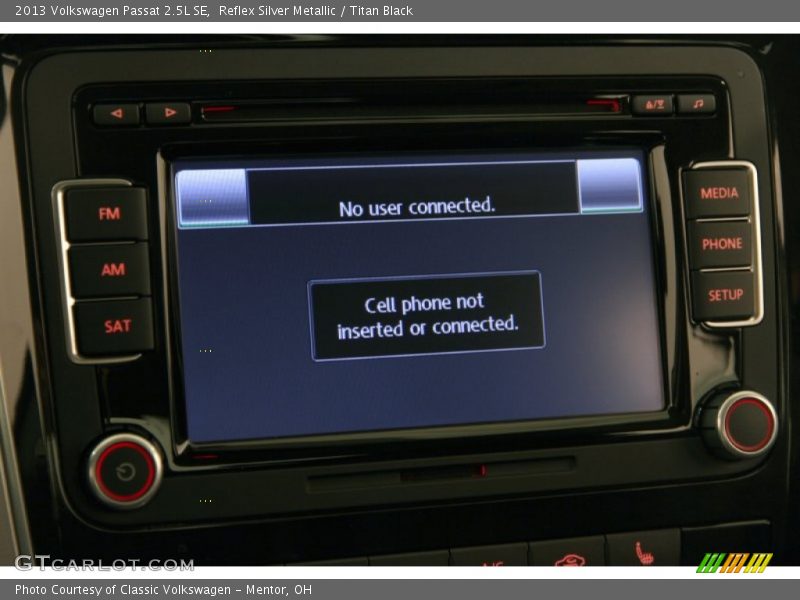 Reflex Silver Metallic / Titan Black 2013 Volkswagen Passat 2.5L SE