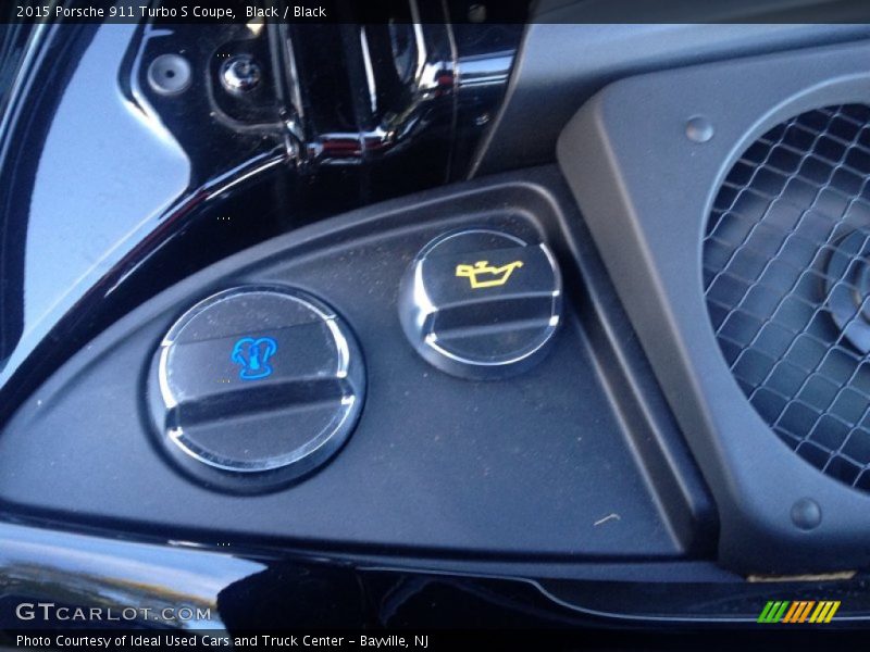 Black / Black 2015 Porsche 911 Turbo S Coupe