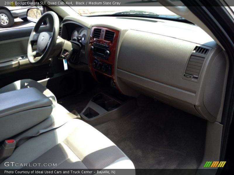 Black / Medium Slate Gray 2005 Dodge Dakota SLT Quad Cab 4x4