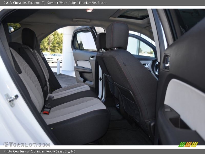 Summit White / Light Titanium/Jet Black 2013 Chevrolet Equinox LT