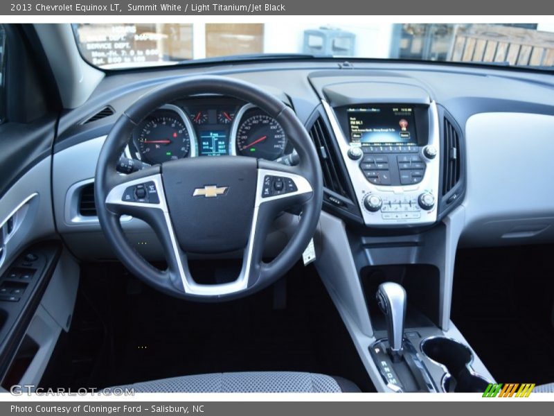 Summit White / Light Titanium/Jet Black 2013 Chevrolet Equinox LT