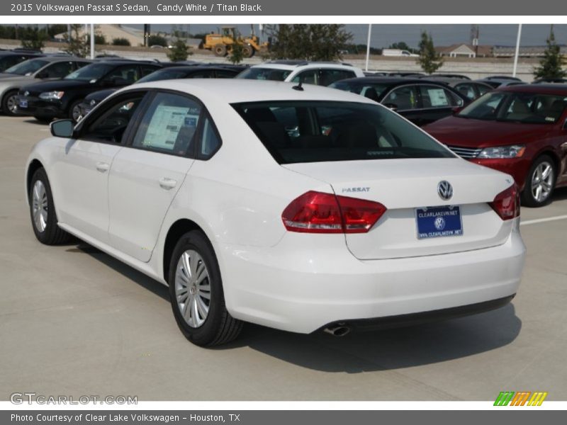 Candy White / Titan Black 2015 Volkswagen Passat S Sedan
