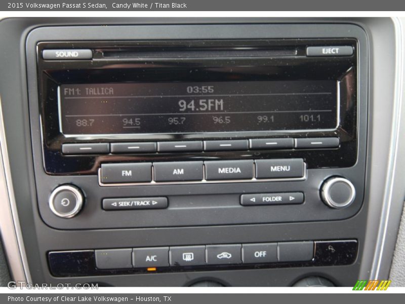 Candy White / Titan Black 2015 Volkswagen Passat S Sedan