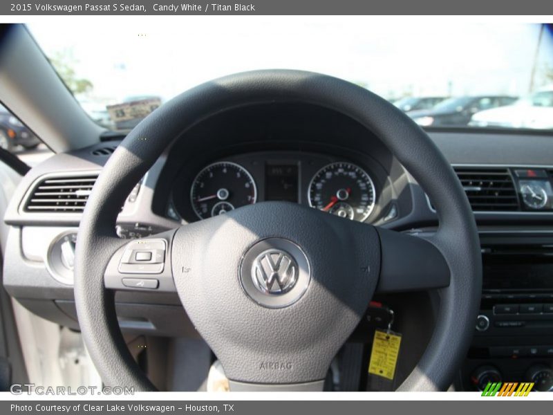 Candy White / Titan Black 2015 Volkswagen Passat S Sedan