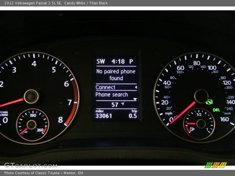 Candy White / Titan Black 2012 Volkswagen Passat 2.5L SE