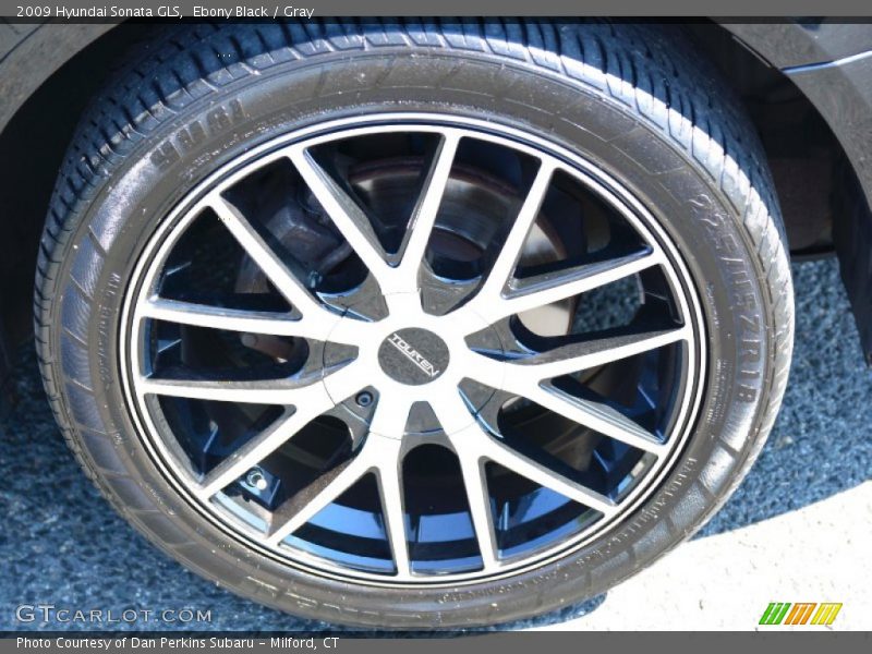 Ebony Black / Gray 2009 Hyundai Sonata GLS