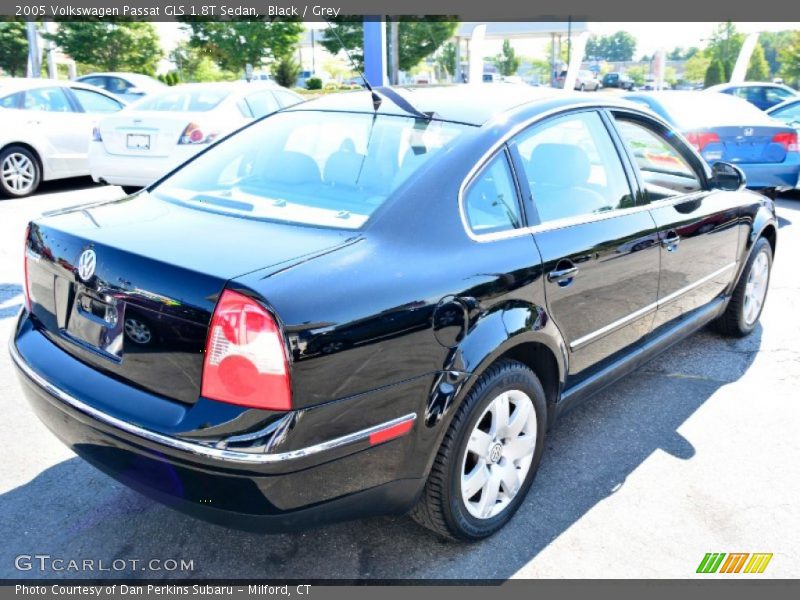 Black / Grey 2005 Volkswagen Passat GLS 1.8T Sedan