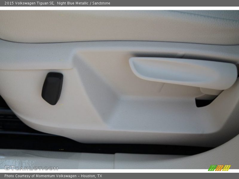 Night Blue Metallic / Sandstone 2015 Volkswagen Tiguan SE