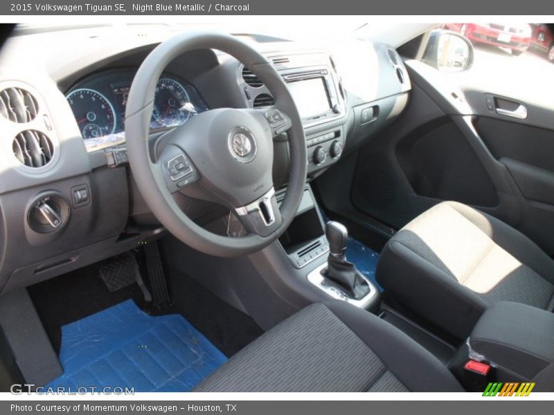 Night Blue Metallic / Charcoal 2015 Volkswagen Tiguan SE