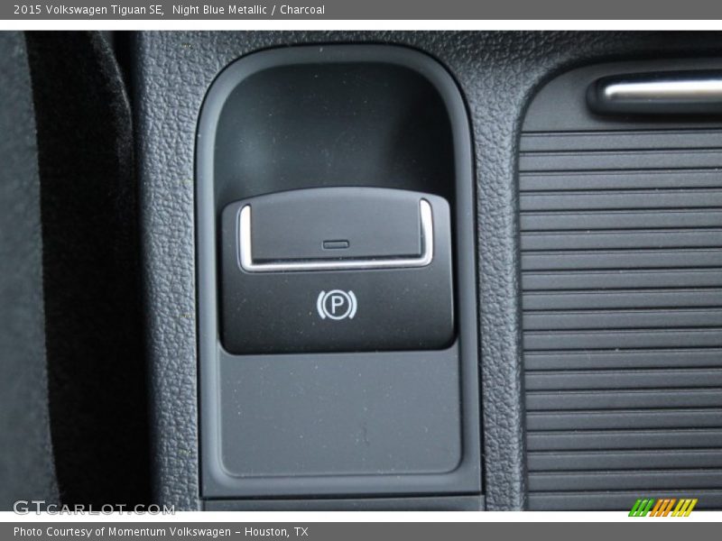 Night Blue Metallic / Charcoal 2015 Volkswagen Tiguan SE