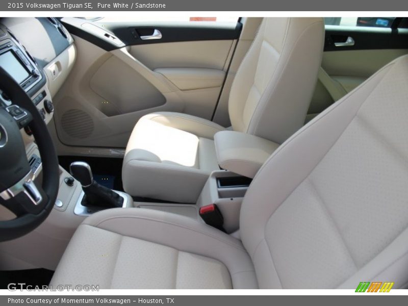 Pure White / Sandstone 2015 Volkswagen Tiguan SE