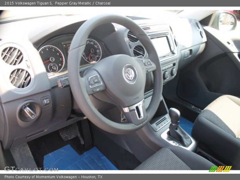 Pepper Gray Metallic / Charcoal 2015 Volkswagen Tiguan S