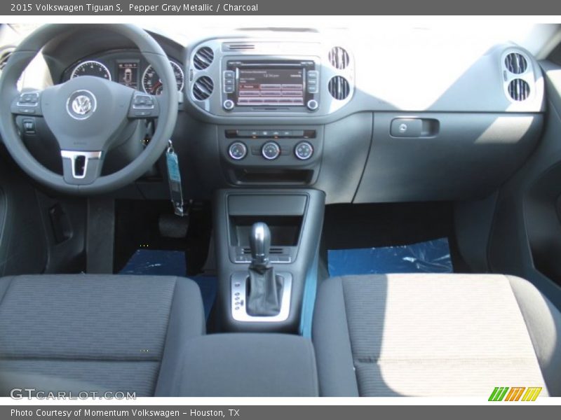 Pepper Gray Metallic / Charcoal 2015 Volkswagen Tiguan S