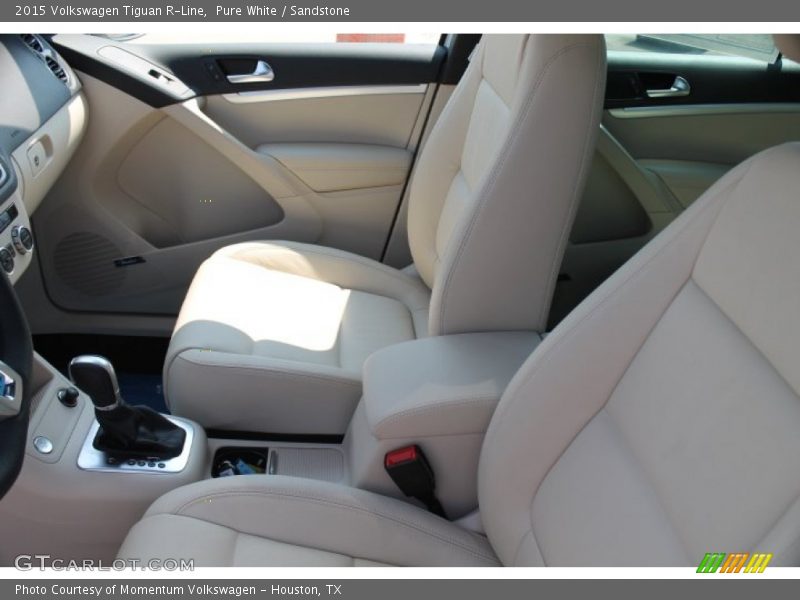Pure White / Sandstone 2015 Volkswagen Tiguan R-Line