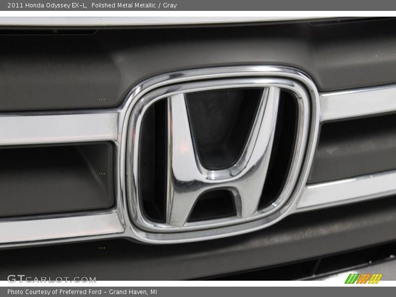 Polished Metal Metallic / Gray 2011 Honda Odyssey EX-L