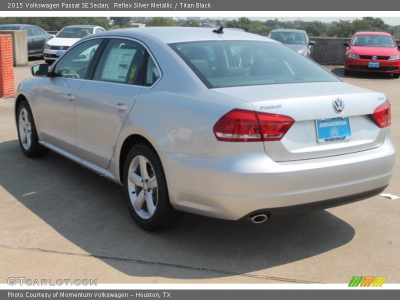 Reflex Silver Metallic / Titan Black 2015 Volkswagen Passat SE Sedan