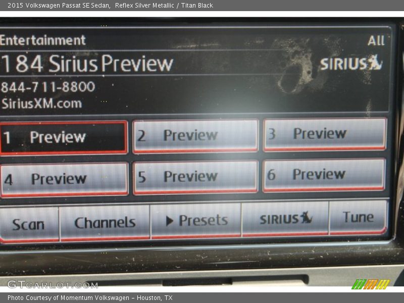 Reflex Silver Metallic / Titan Black 2015 Volkswagen Passat SE Sedan