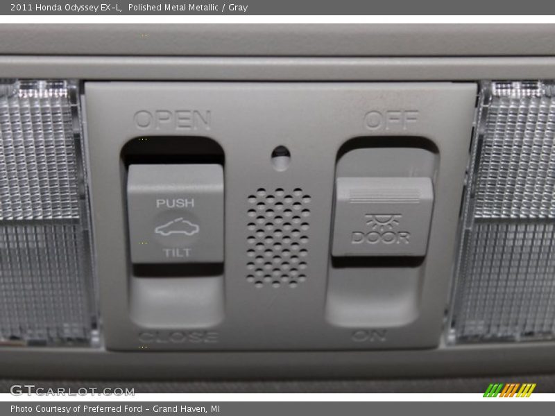 Polished Metal Metallic / Gray 2011 Honda Odyssey EX-L