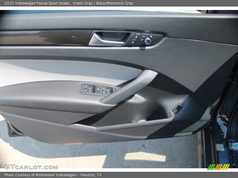 Door Panel of 2015 Passat Sport Sedan