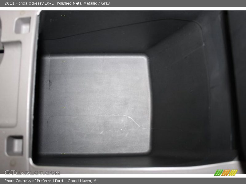 Polished Metal Metallic / Gray 2011 Honda Odyssey EX-L