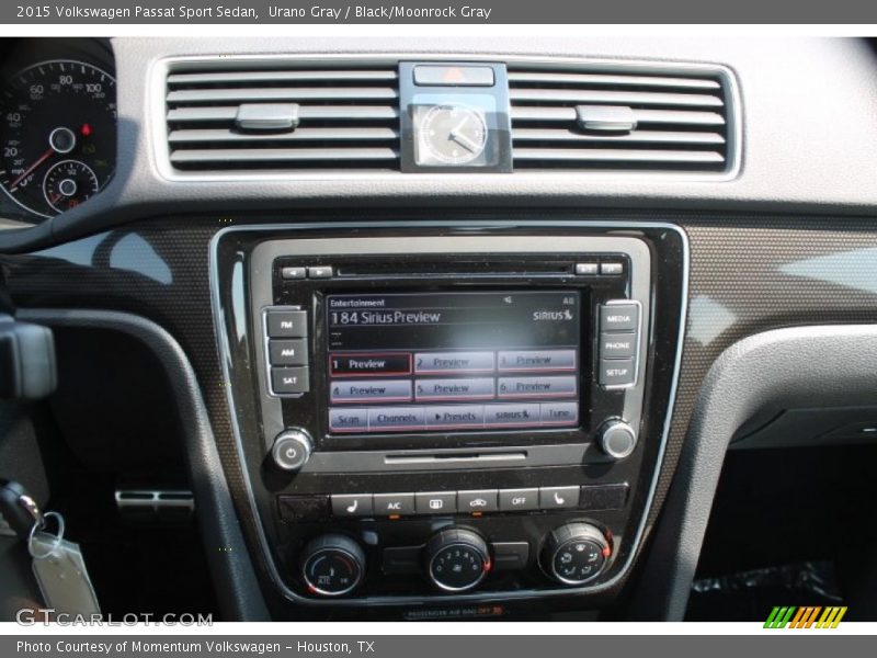 Controls of 2015 Passat Sport Sedan