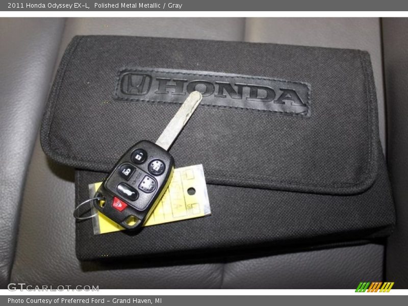 Polished Metal Metallic / Gray 2011 Honda Odyssey EX-L