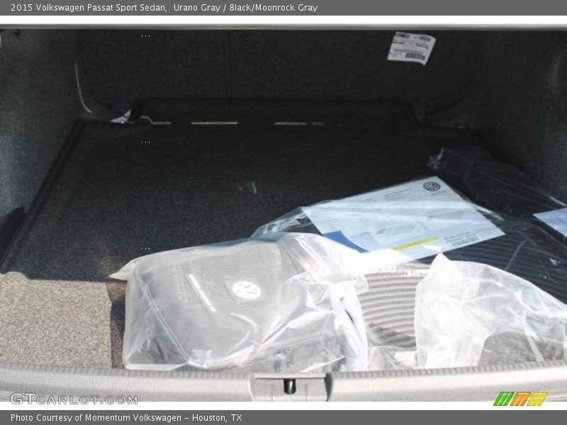 Urano Gray / Black/Moonrock Gray 2015 Volkswagen Passat Sport Sedan
