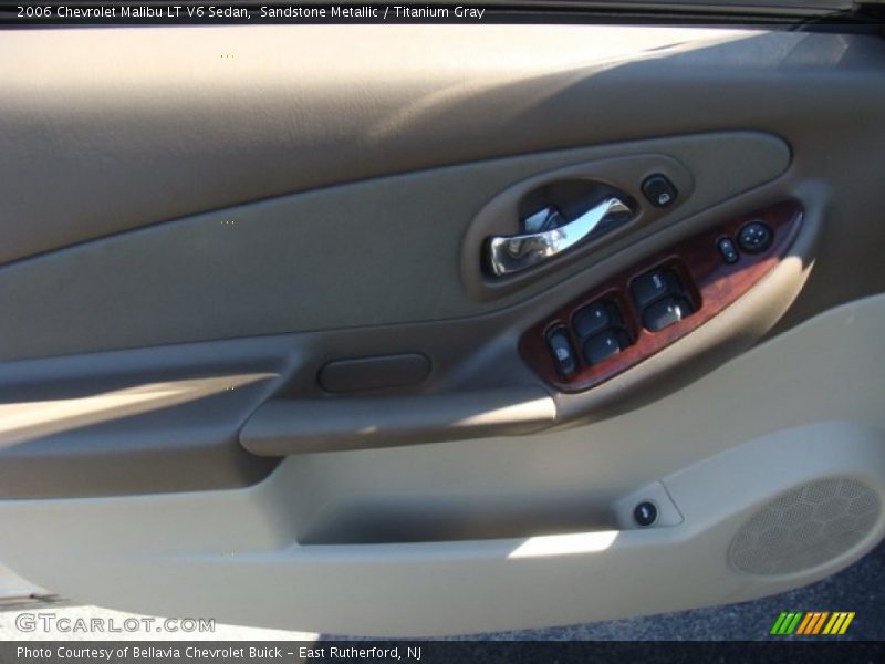 Sandstone Metallic / Titanium Gray 2006 Chevrolet Malibu LT V6 Sedan