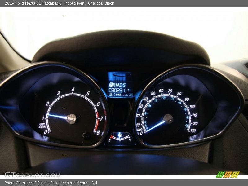 Ingot Silver / Charcoal Black 2014 Ford Fiesta SE Hatchback