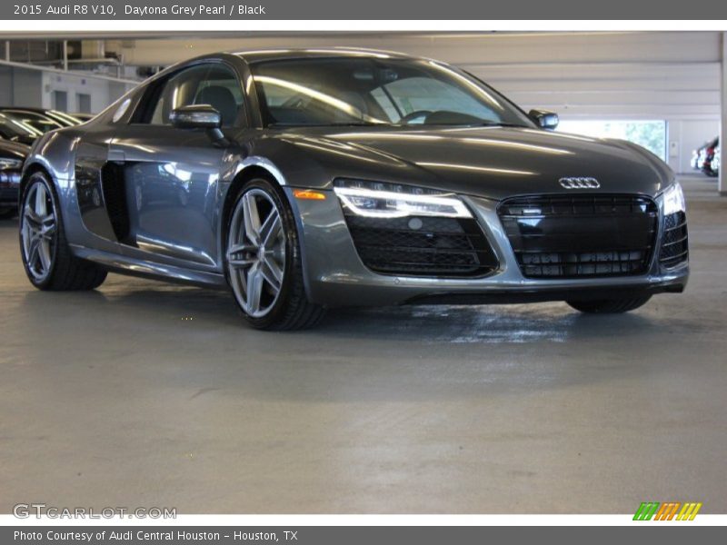  2015 R8 V10 Daytona Grey Pearl