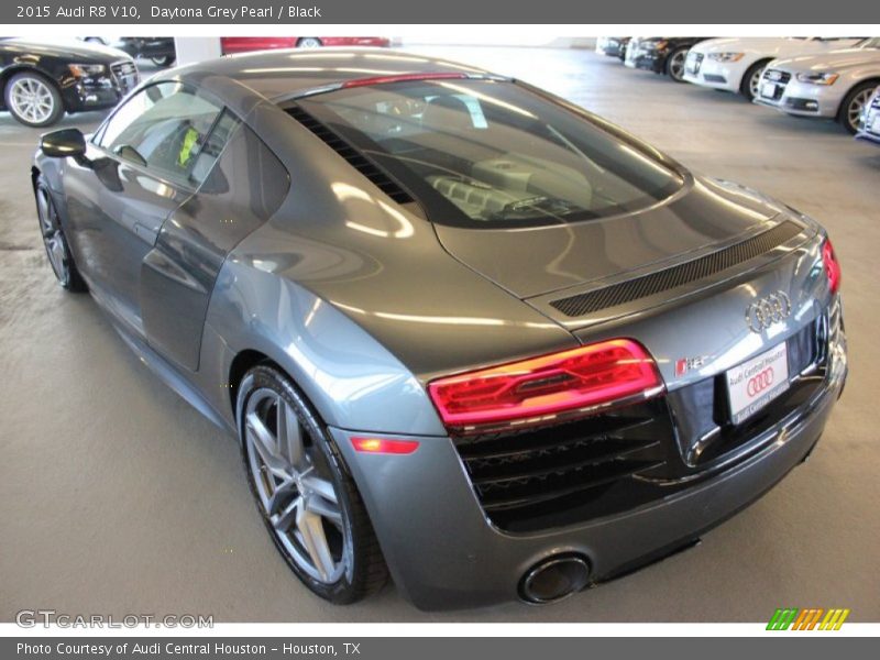 Daytona Grey Pearl / Black 2015 Audi R8 V10