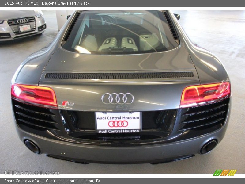 Daytona Grey Pearl / Black 2015 Audi R8 V10