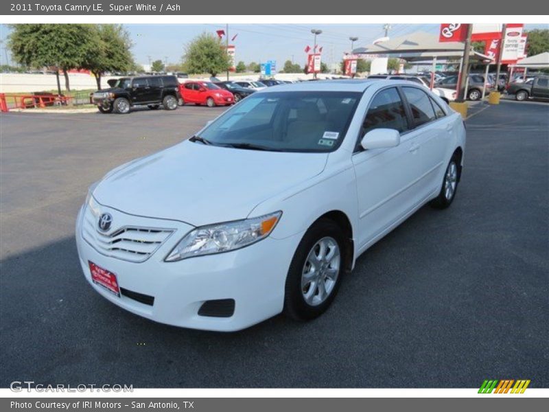 Super White / Ash 2011 Toyota Camry LE