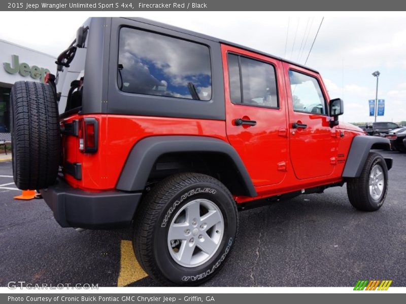 Firecracker Red / Black 2015 Jeep Wrangler Unlimited Sport S 4x4