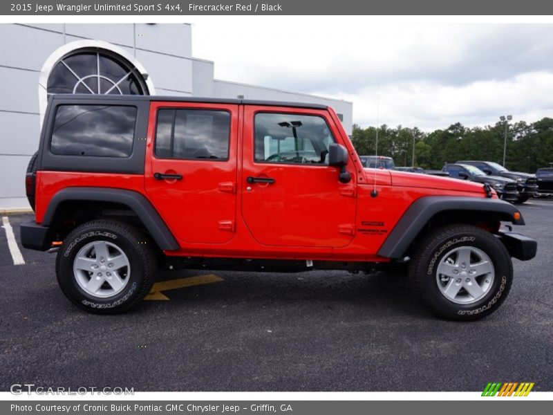 Firecracker Red / Black 2015 Jeep Wrangler Unlimited Sport S 4x4