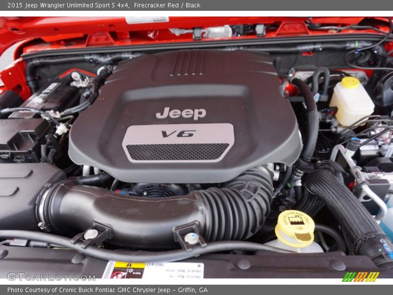 Firecracker Red / Black 2015 Jeep Wrangler Unlimited Sport S 4x4