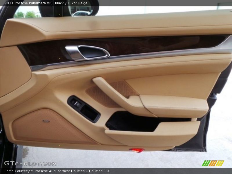 Black / Luxor Beige 2011 Porsche Panamera V6