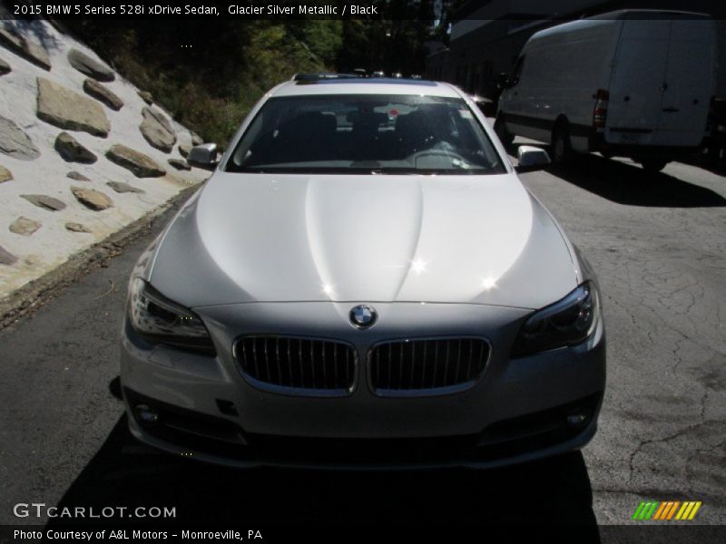 Glacier Silver Metallic / Black 2015 BMW 5 Series 528i xDrive Sedan