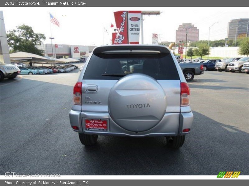 Titanium Metallic / Gray 2002 Toyota RAV4