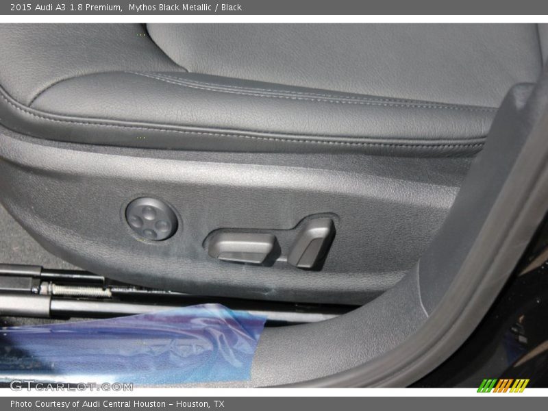 Mythos Black Metallic / Black 2015 Audi A3 1.8 Premium
