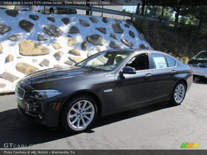 Front 3/4 View of 2015 5 Series 535i xDrive Sedan