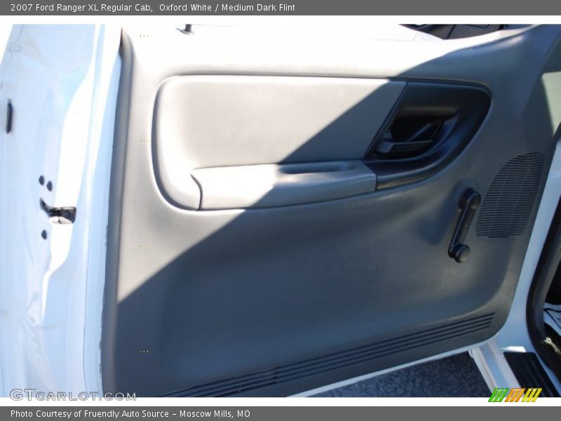 Oxford White / Medium Dark Flint 2007 Ford Ranger XL Regular Cab
