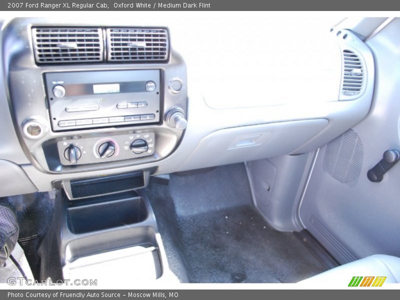 Oxford White / Medium Dark Flint 2007 Ford Ranger XL Regular Cab