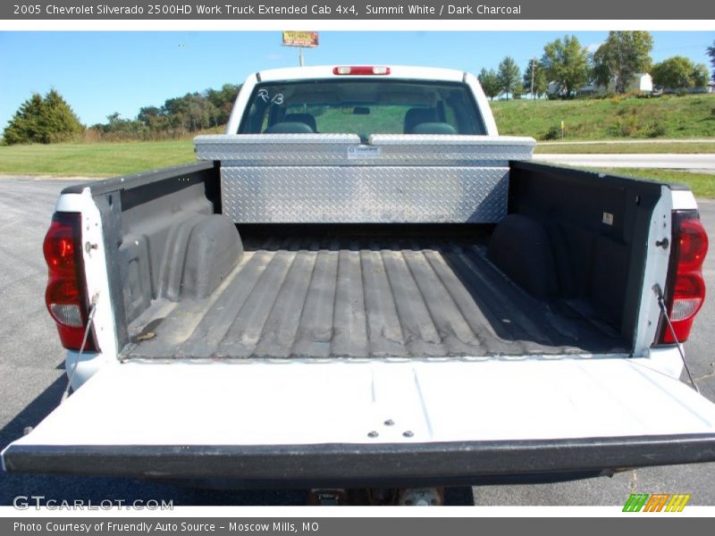 Summit White / Dark Charcoal 2005 Chevrolet Silverado 2500HD Work Truck Extended Cab 4x4