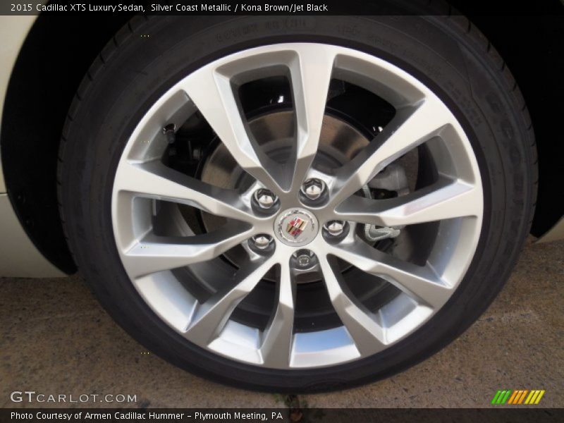  2015 XTS Luxury Sedan Wheel