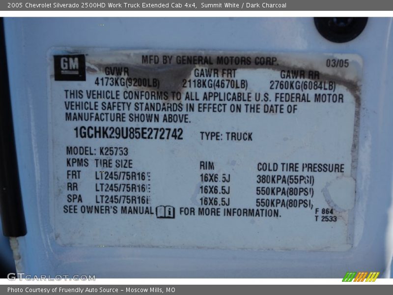 Summit White / Dark Charcoal 2005 Chevrolet Silverado 2500HD Work Truck Extended Cab 4x4