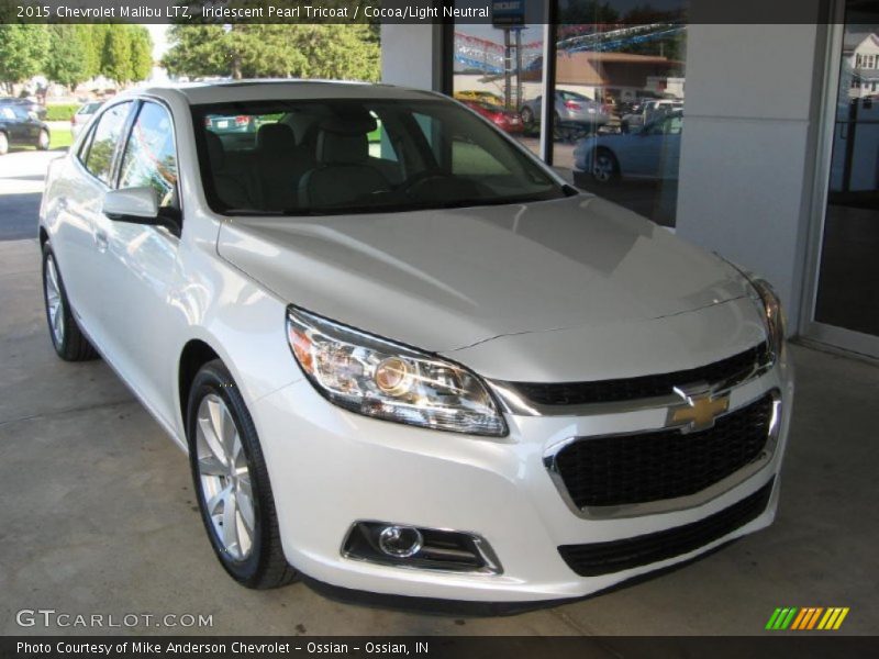 Iridescent Pearl Tricoat / Cocoa/Light Neutral 2015 Chevrolet Malibu LTZ