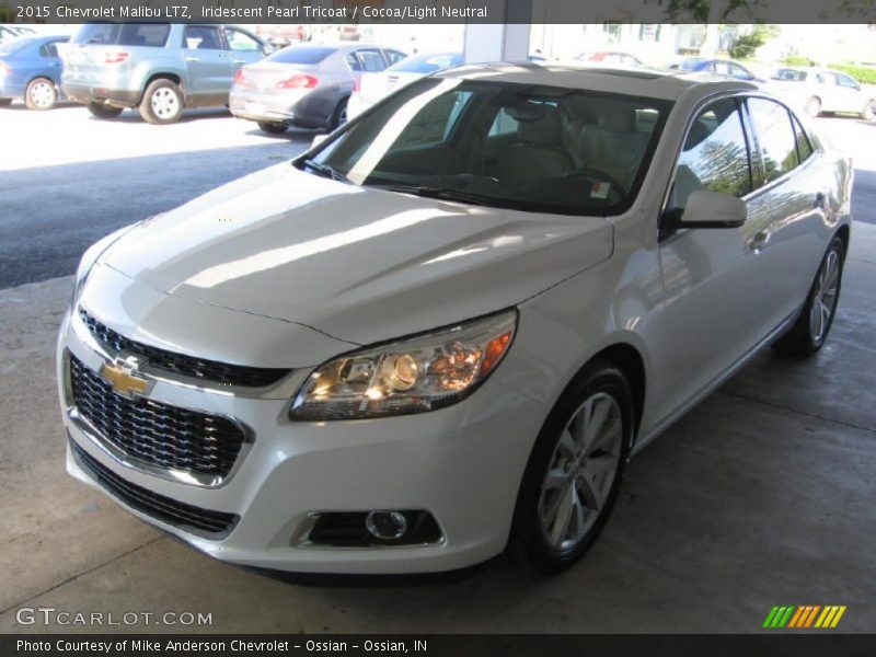 Iridescent Pearl Tricoat / Cocoa/Light Neutral 2015 Chevrolet Malibu LTZ